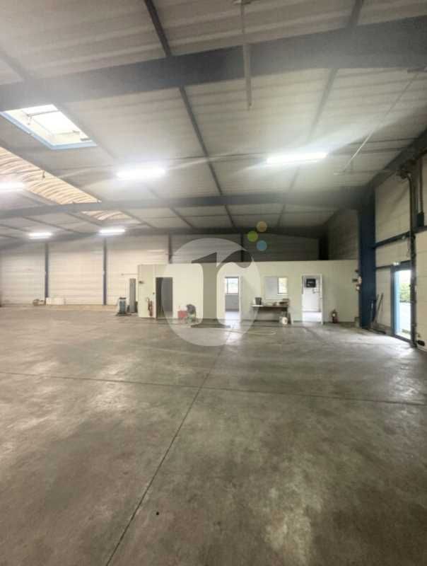 Aires d'Entreprises vous propose, à la location, 