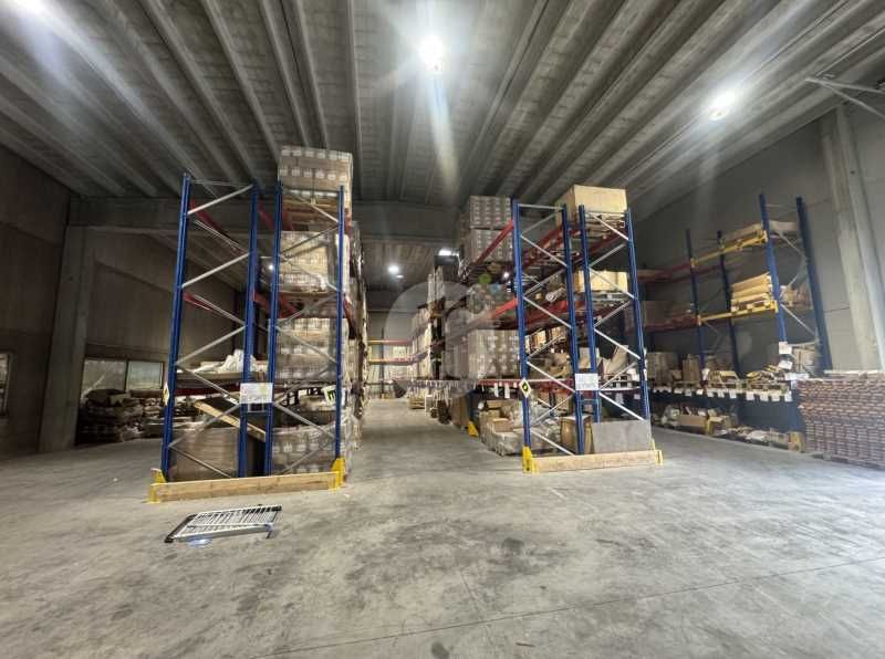 Aires d'Entreprises vous propose, à la location, 