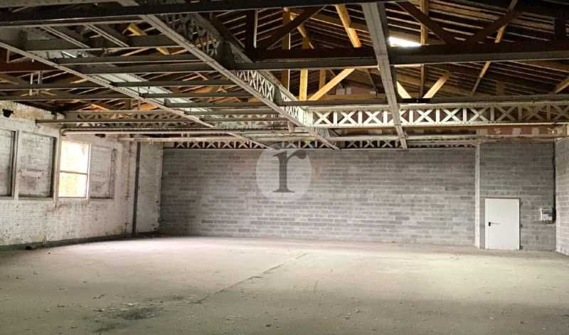 Aires d'Entreprises vous propose, à la location, 