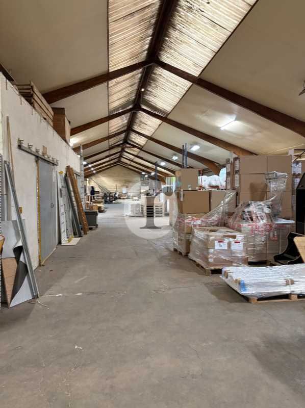 Aires d'Entreprises vous propose, à la location, 