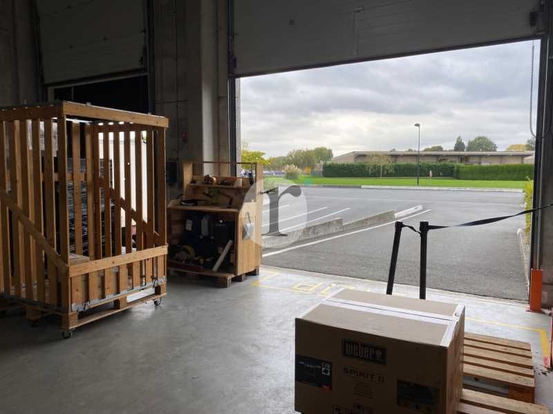 Aires d'Entreprises vous propose, à la location, 