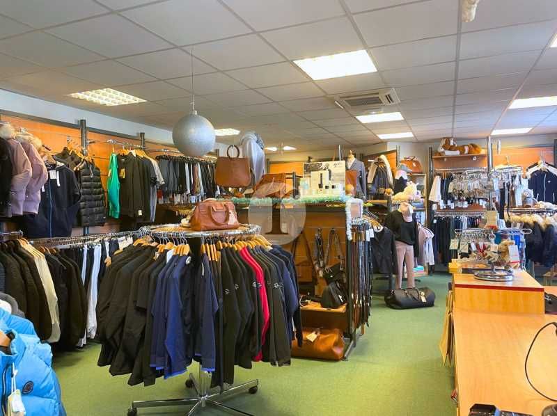 Aires d'Entreprises vous propose, à la location e