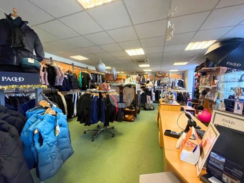 Aires d'Entreprises vous propose, à la location e