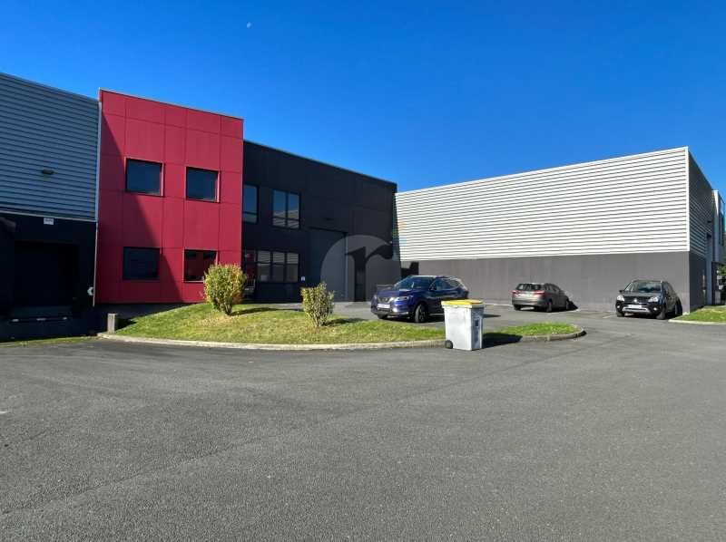 Aires d'Entreprises vous propose ces cellules d'a