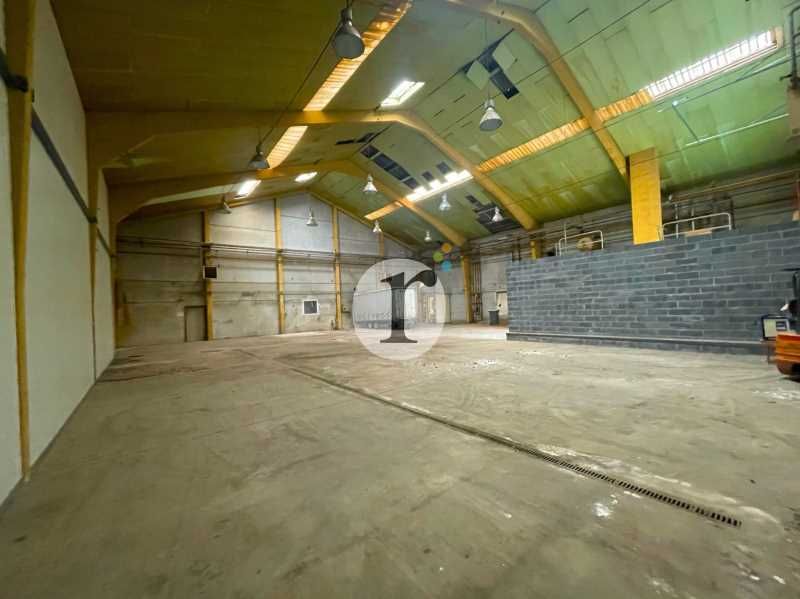 Aires d'Entreprises vous propose, à la location, 