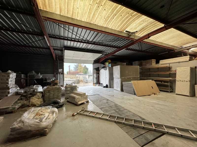 Aires d'Entreprises vous propose , à la vente, ce