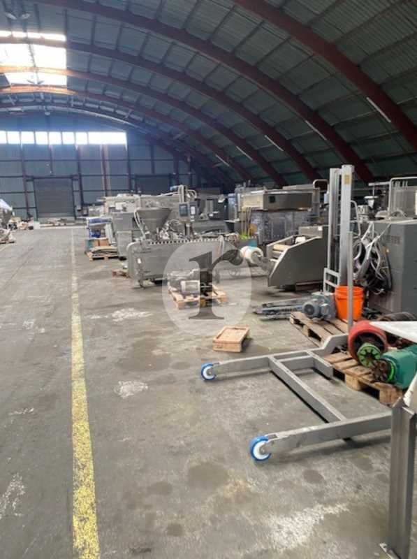 Aires d'Entreprises vous propose, à l'acquisition