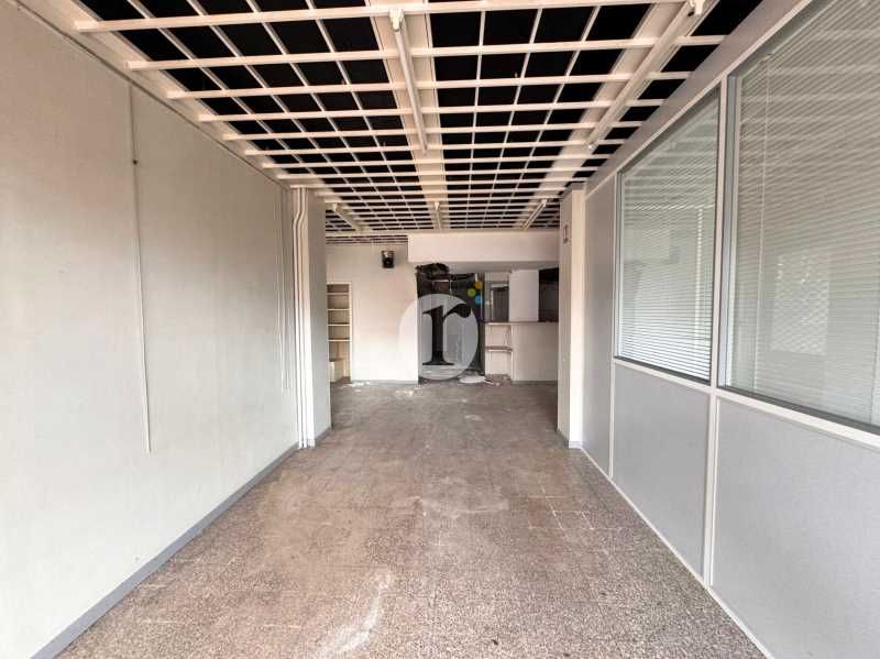 Aires d'Entreprises vous propose, à la location, 