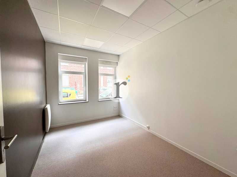 Aires d'Entreprises vous propose, à la location, 