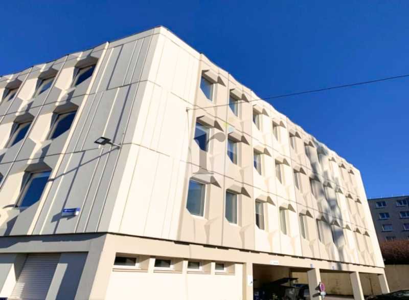 Aires d'Entreprises vous propose cet ensemble imm