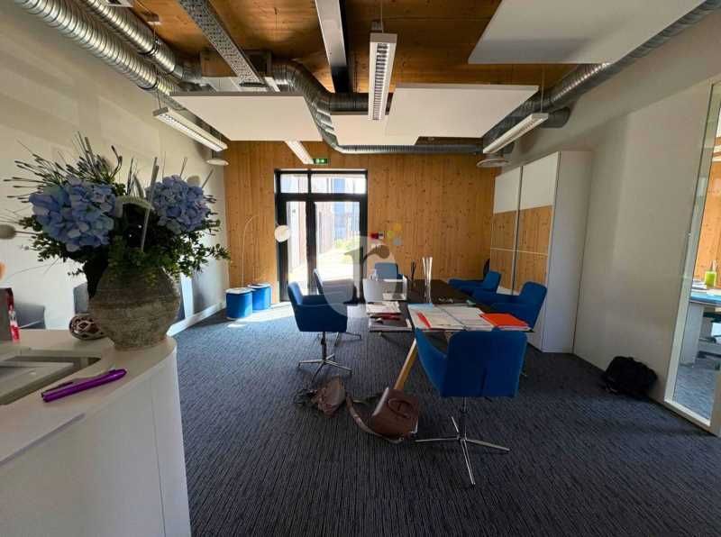 Aires d'Entreprises vous propose, à la location c