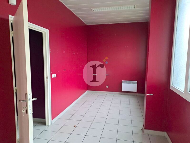 Aires d'Entreprises vous propose, à la location,