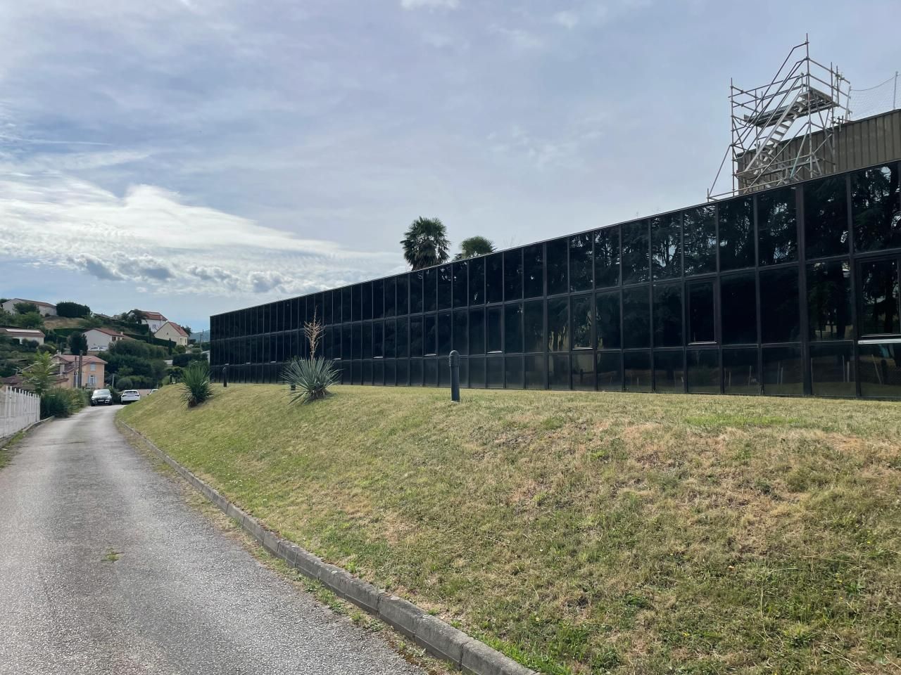 8440 m² pour ce activité en location à Saint-chamond