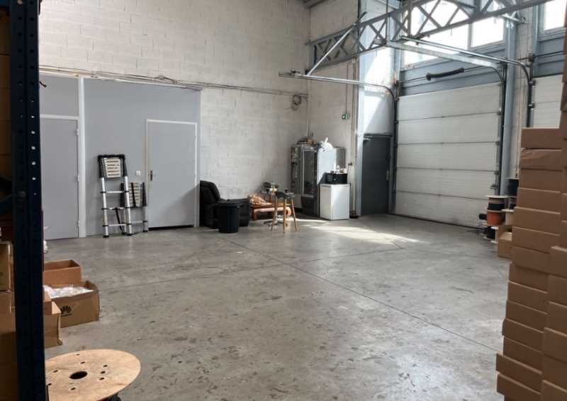 Au sein d'un parc d'activité, nous vous proposons