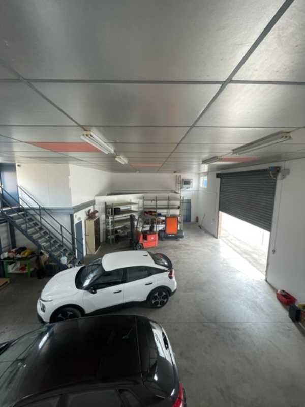 Idéalement situé dans la commune de Toussieu , no