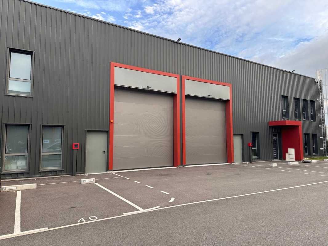 Sorovim vous propose à la location trois locaux d