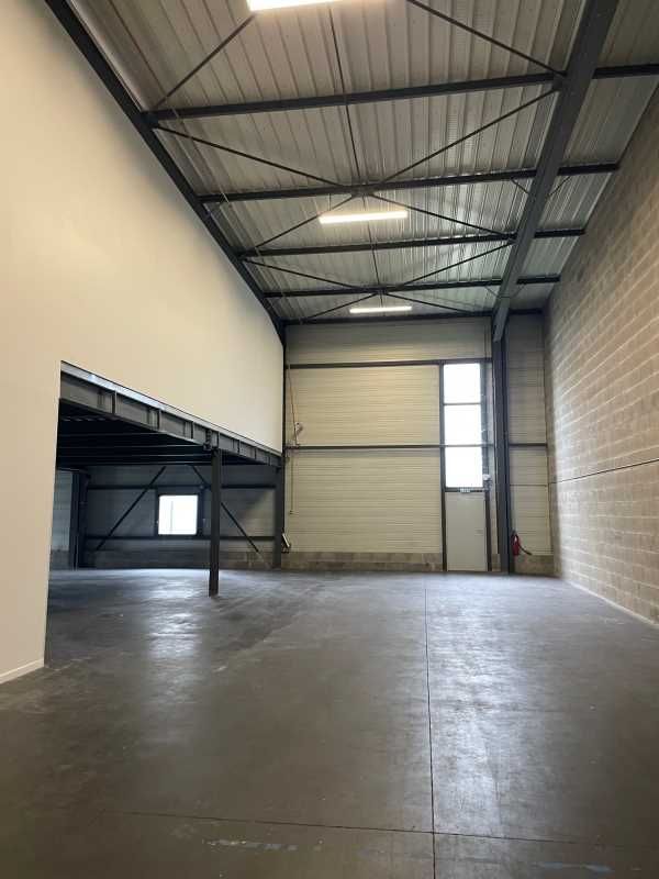 A louer dans un parc d'activité idéalement situé 