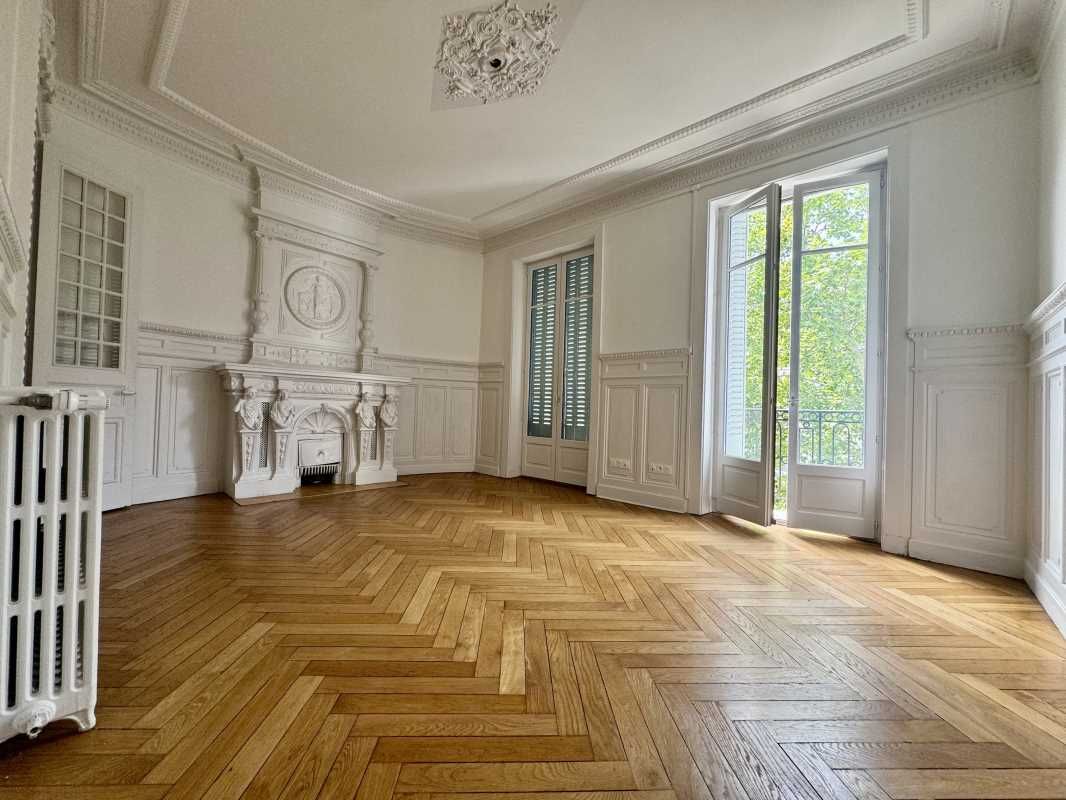 A louer des bureaux de 92 m² dans un cadre haussm