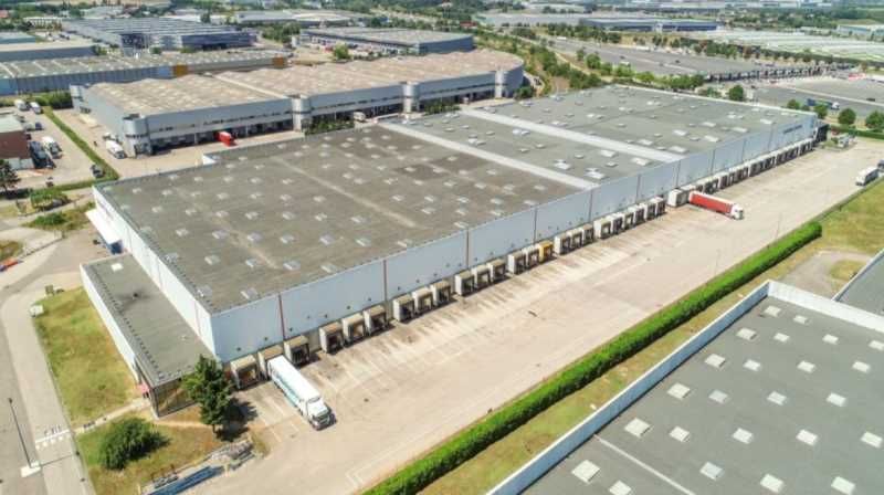 Nous vous proposons à la location une plateforme