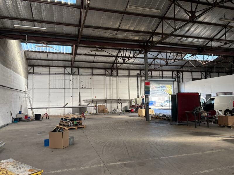 EXCLUSIVITE SOROVIM - En bordure de l'autoroute A