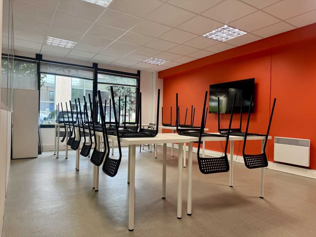 Situés au coeur du parc tertiaire Europarc du Chê