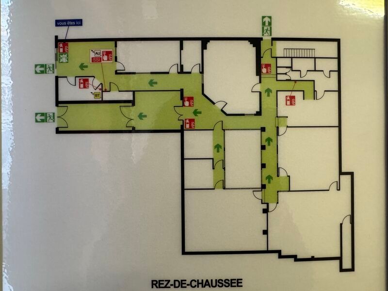 Location bureaux 468 m² non divisibles