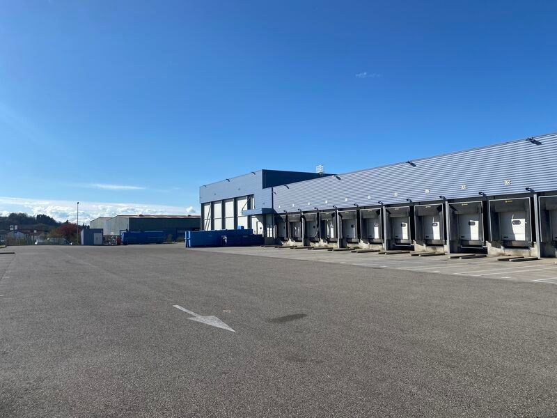 Nous vous proposons à la location un local d'acti