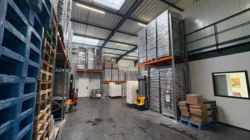 Nous vous proposons à la location un local d'acti