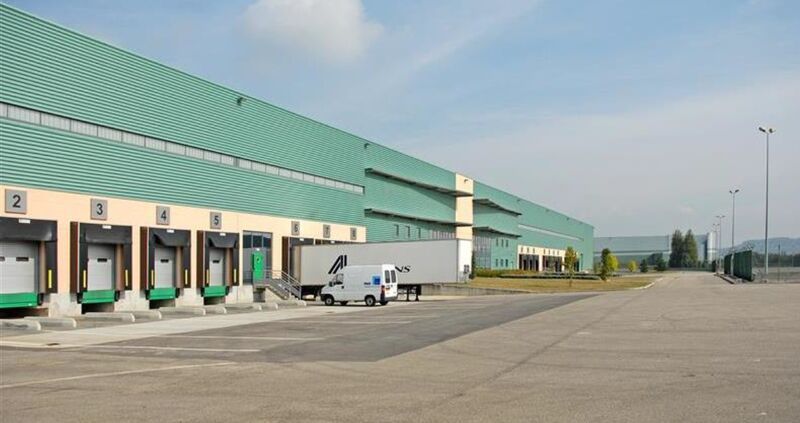 Nous vous proposons à la location un entrepôt log