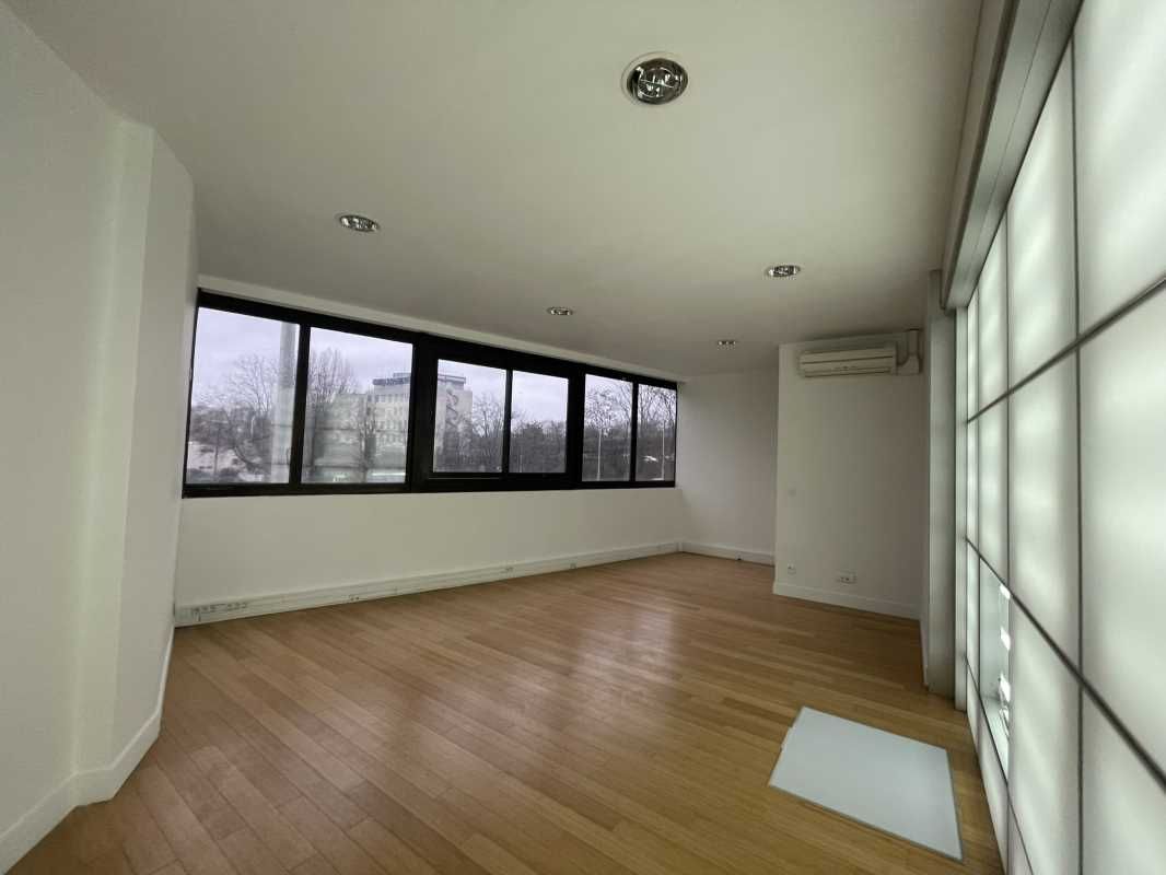 A proximité de la Porte de Gentilly, G2B REAL EST