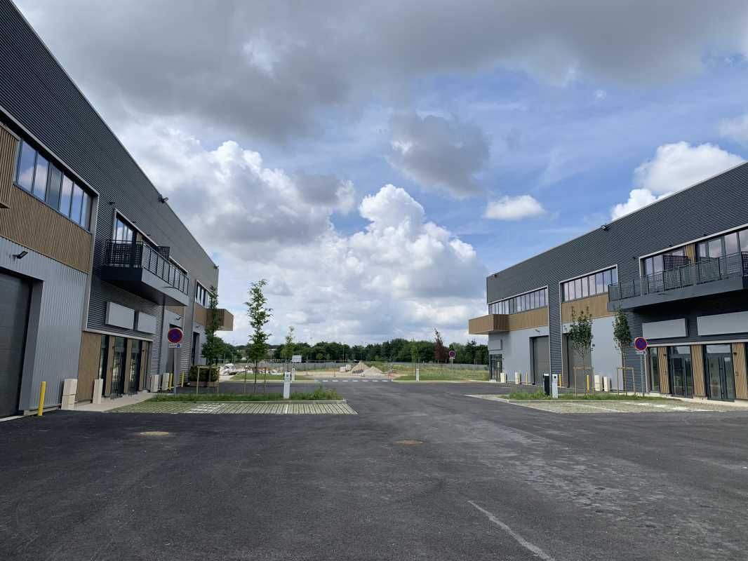 Dans la Zac du Clos des Haies Saint-Eloi, dans un