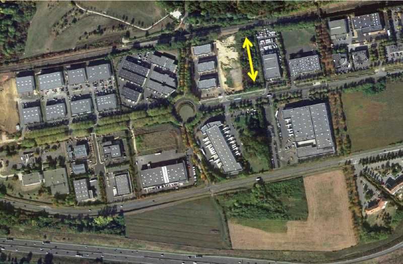 Location entrepots 444 m² divisibles à partir de 166 m²