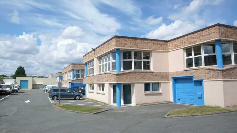 A proximité des transports en commun et du boulev