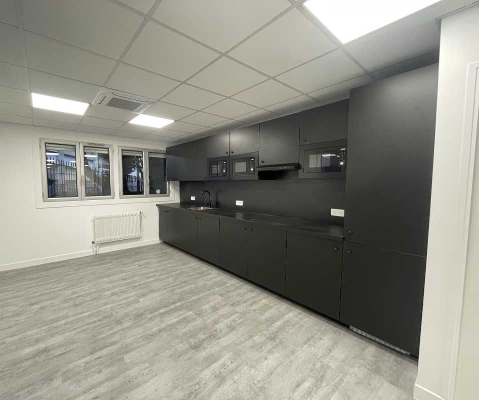 Au sein d'un immeuble mixte en copropriété des an