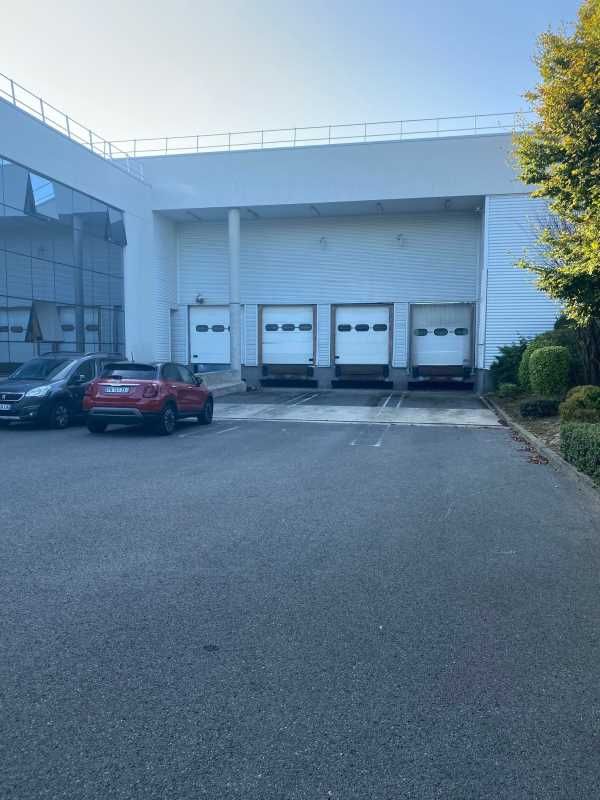 A proximité de l'autoroute A4, nous vous proposon