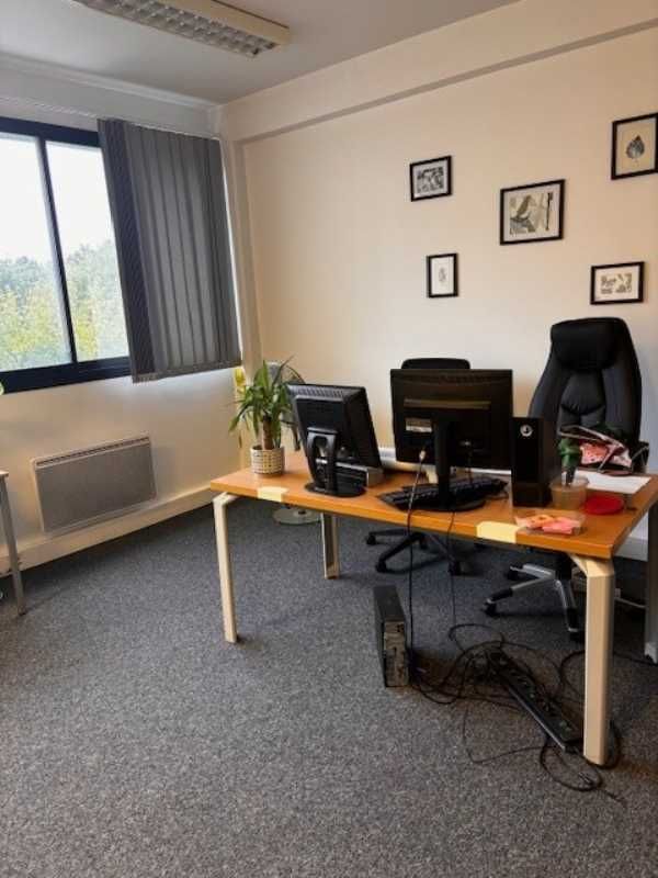 Dans un immeuble de bon standing, à proximité de 