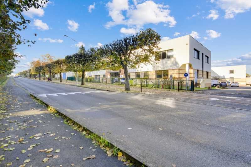 A proximité de l'autoroute A4, nous vous proposon