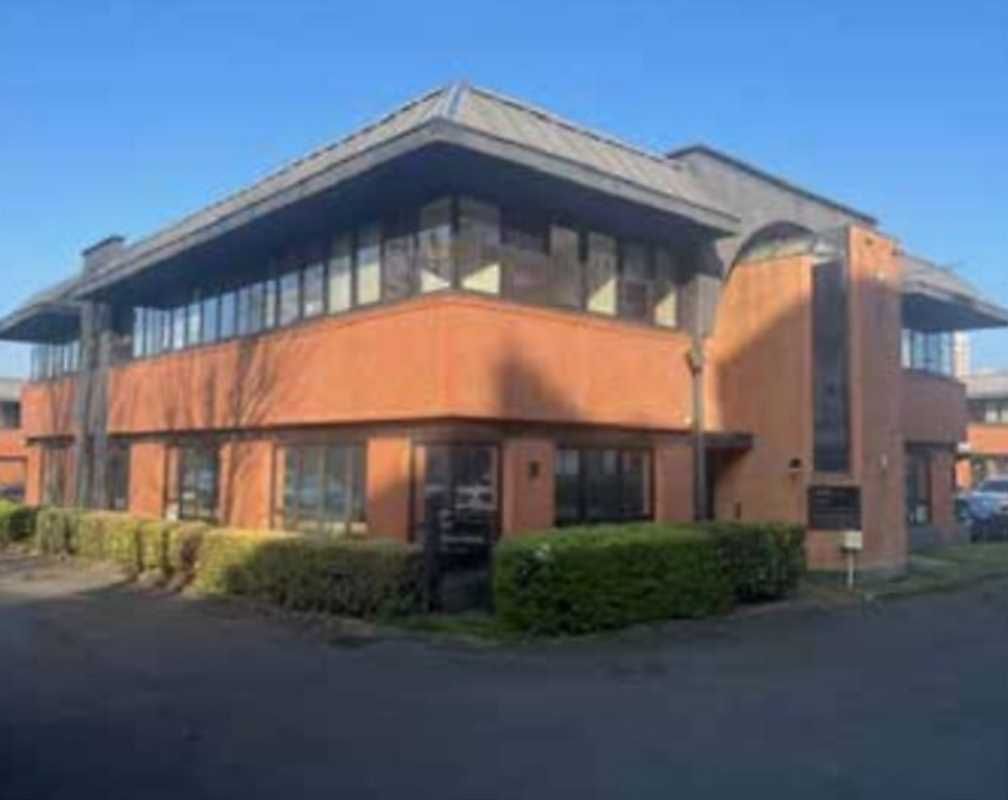 G2B Real Estate vous propose la location de surfa