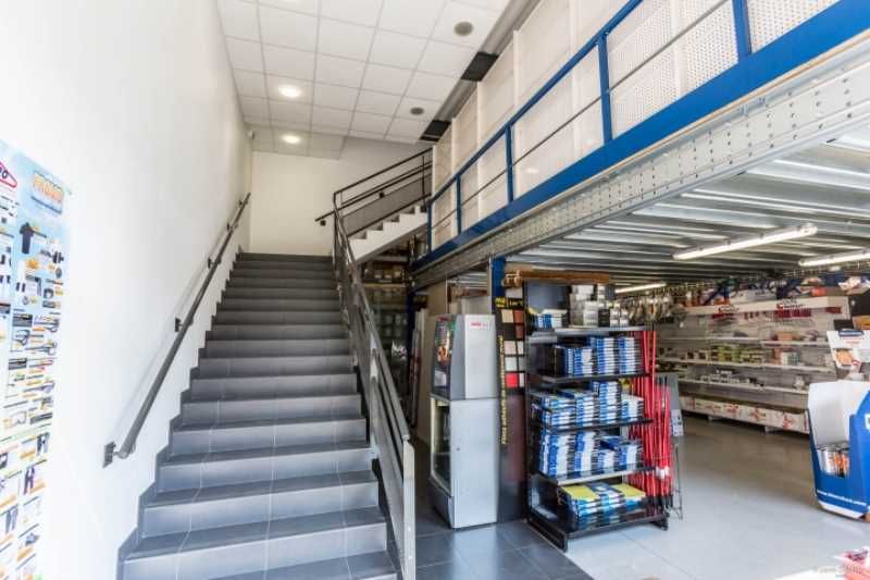 G2B REAL ESTATE vous propose à louer, plusieurs l