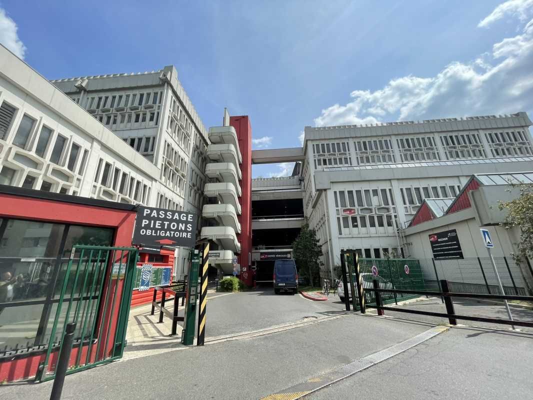 Nous vous proposons à la vente une cellule d'acti