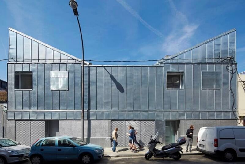 G2B vous propose à la vente une surface de bureau