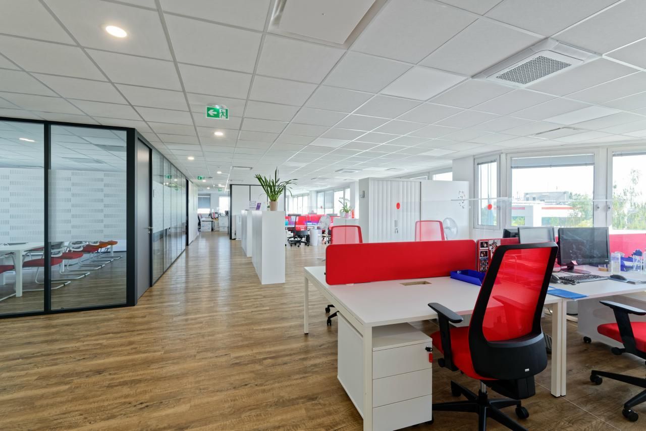 388 m² pour ce bureaux en location à Antony