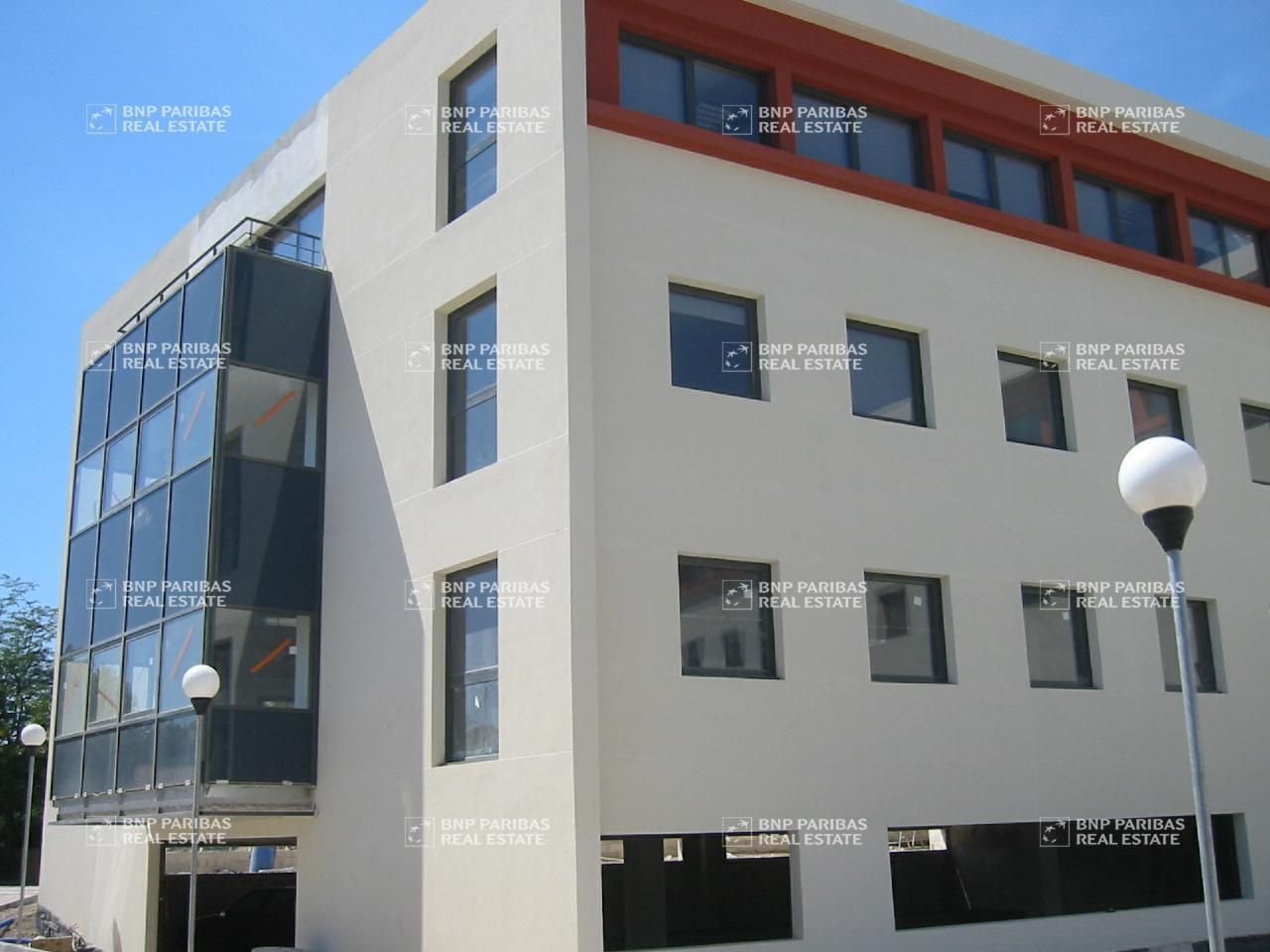 Vente Bureaux 1170.63 m² divisibles 13016 Marseille
