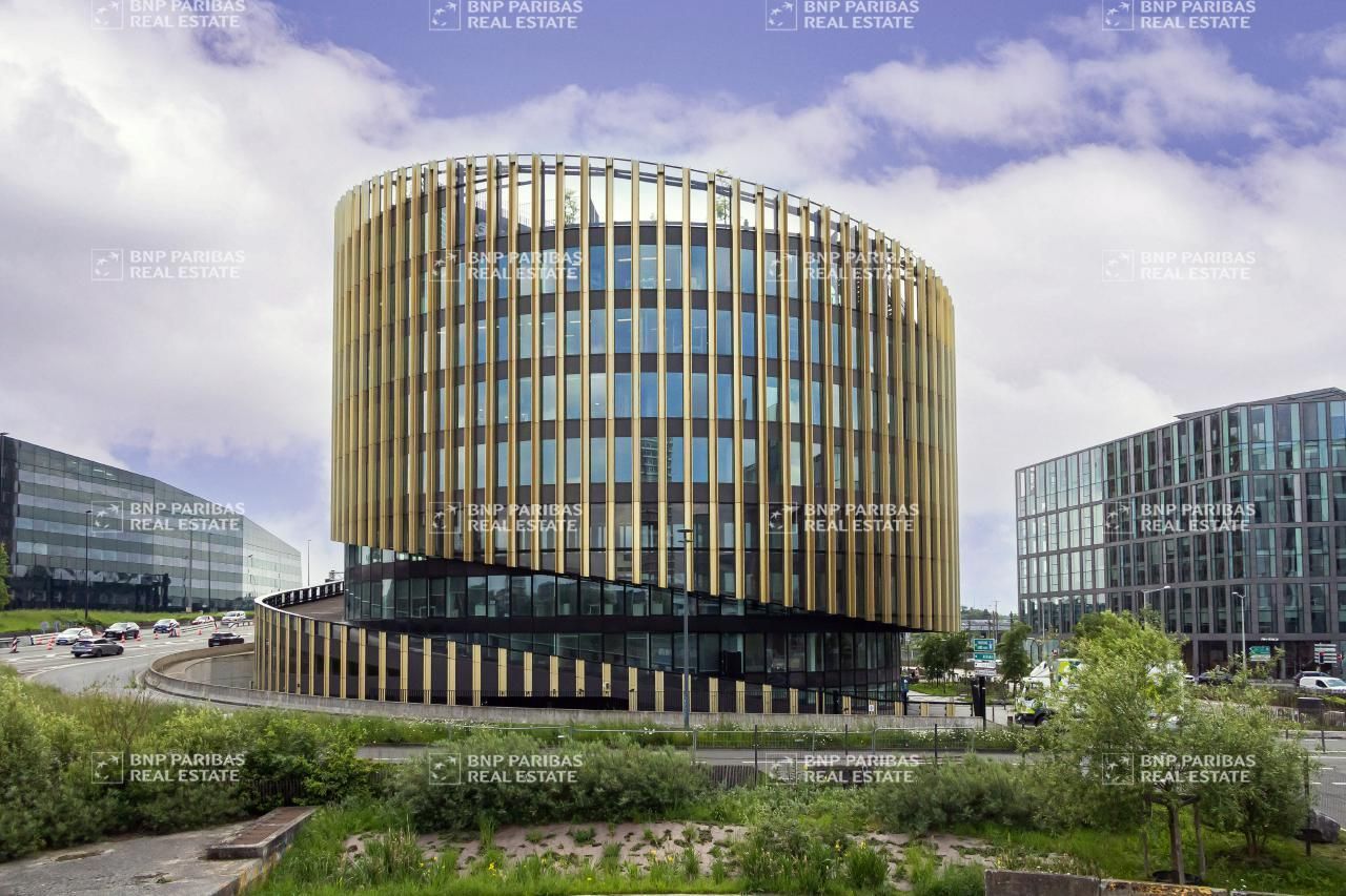 1995 m² pour ce bureaux en location à Lille