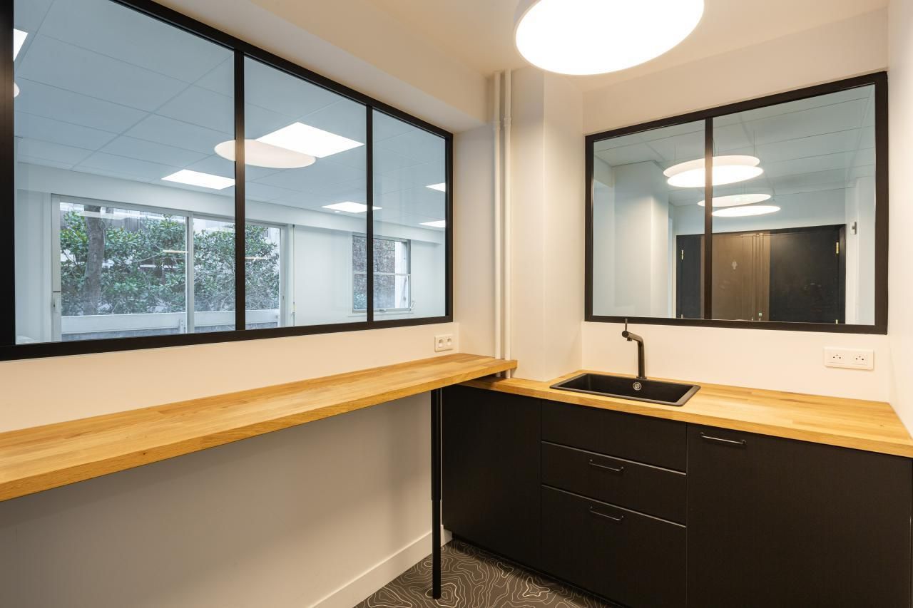 Location Bureaux 107 m² non divisibles 75016 Paris