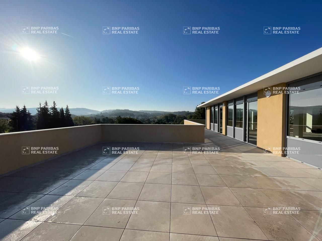 2416.1 m² pour ce bureaux en vente à Aix-en-provence