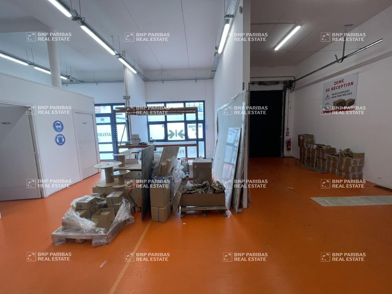 Vente PME-PMI 1110.77 m² non divisibles 77183 Croissy-beaubourg