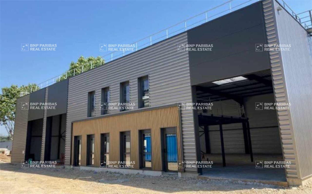 Location Activité 272 m² non divisibles 69200 Vénissieux