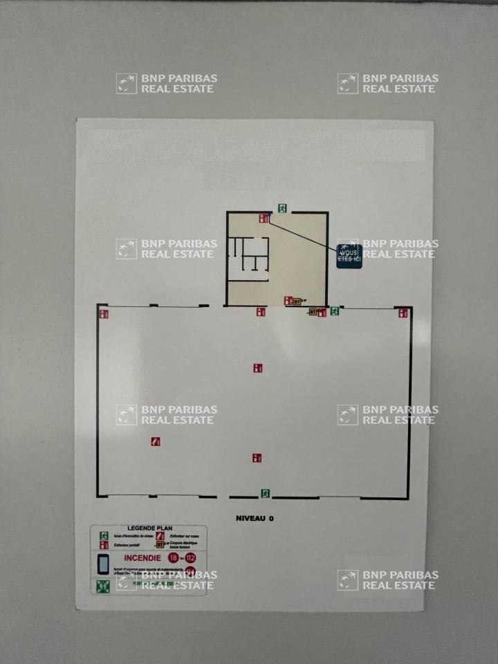 1000 m² pour ce activité en location à Saucats