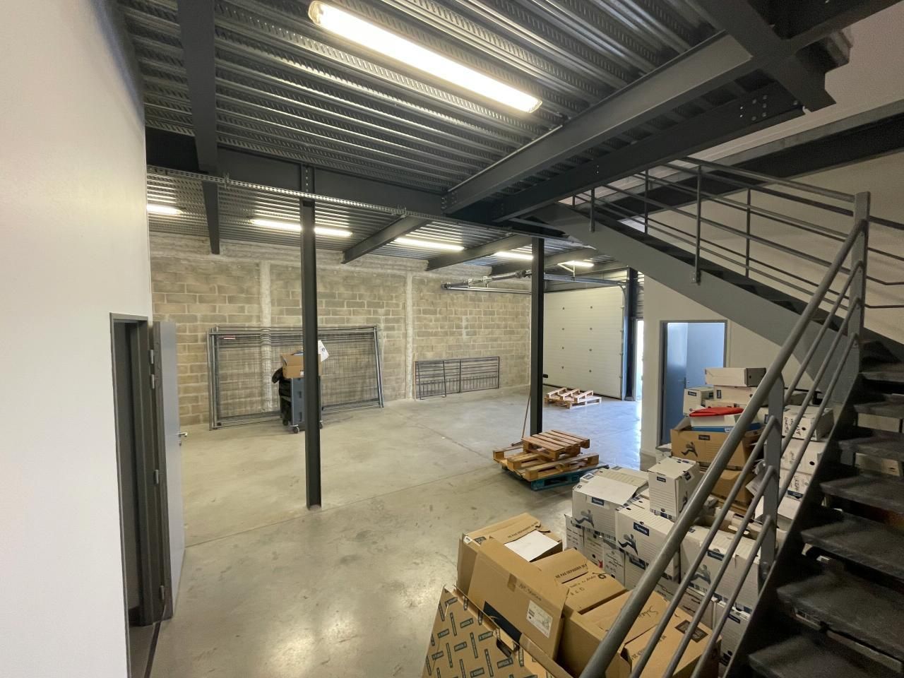 230 m² pour ce pme-pmi en location à Saint-ouen-l'aumône